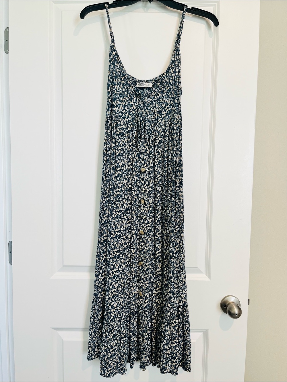 Arizona Jean Company Navy and White Floral Button-Front Maxi Dress